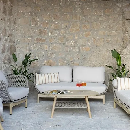 Heritage House Stone Orchard * Орашац