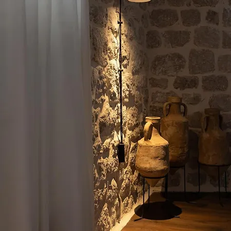 Heritage House Stone Orchard *